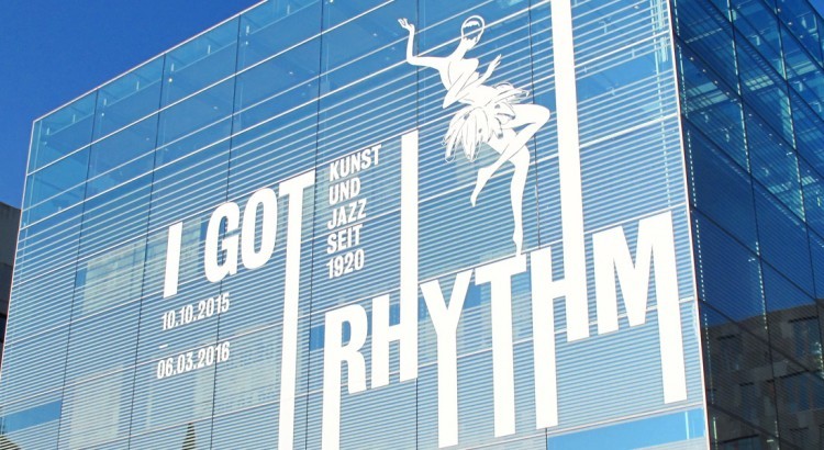 Fassadenbeklebung am Kunstmuseum in Stuttgart