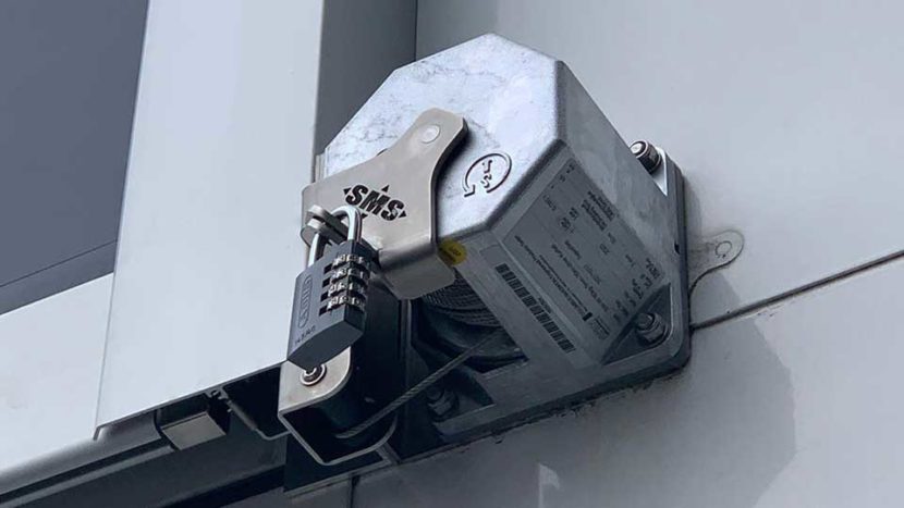 Werbelifter+: Sicherungssystem für die Sicherung Ihrer Werbebanner an Fassaden, Titelbild