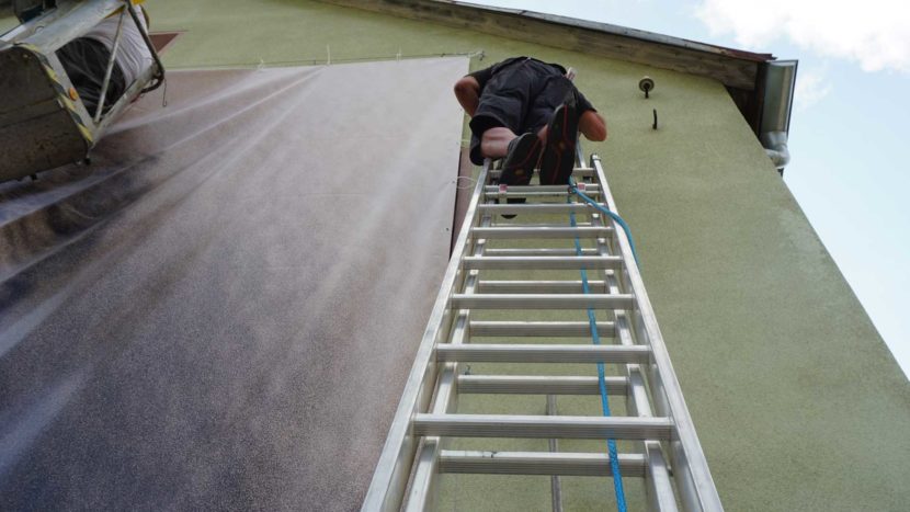 Installation "Spuren der Zeit" mit Fotografien des Künstlers Martin Waldbauer