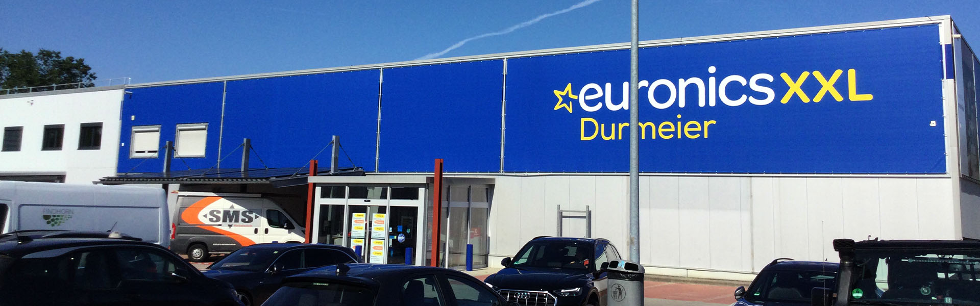 umsetzung-fassadenbranding-euronics-durmeier-eingang-1920px-600px