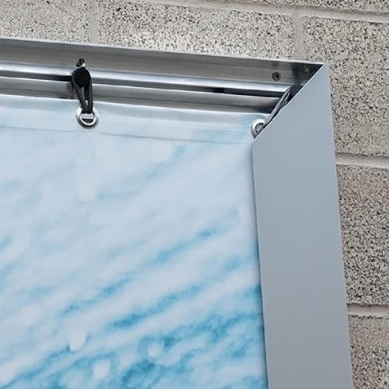 Darstellung des Montageprinzips des Flat Frame+, Bild 1