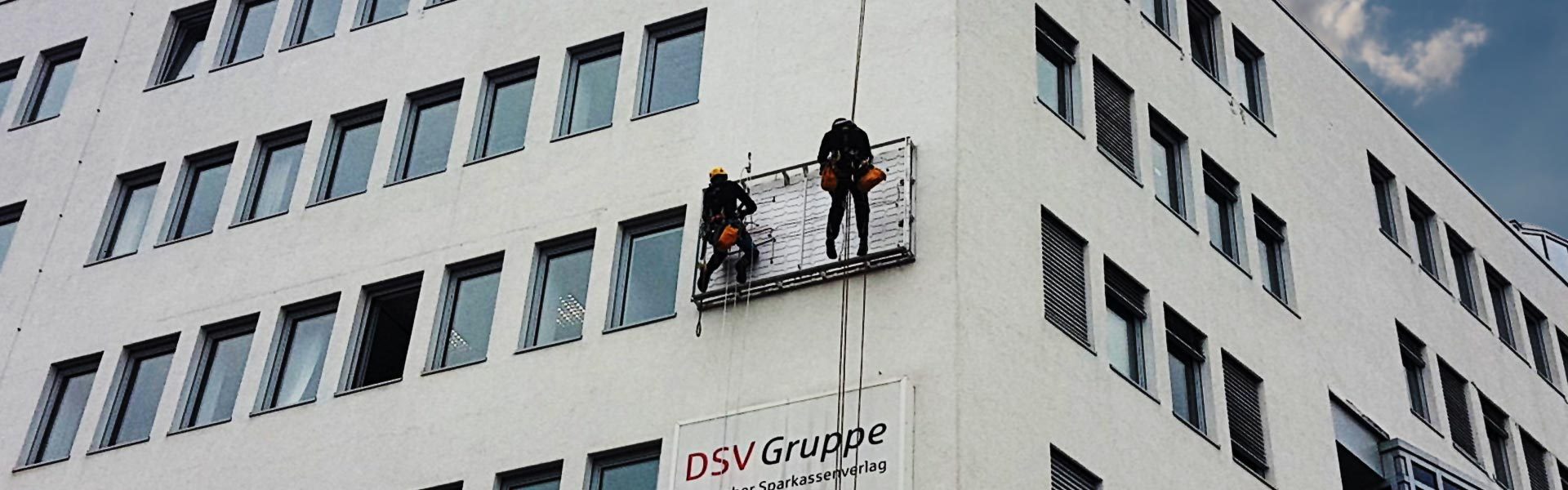 Wartung und Reparatur von Werbeanlagen: Banneranlagen, Lichtwerbung und Beschilderungen